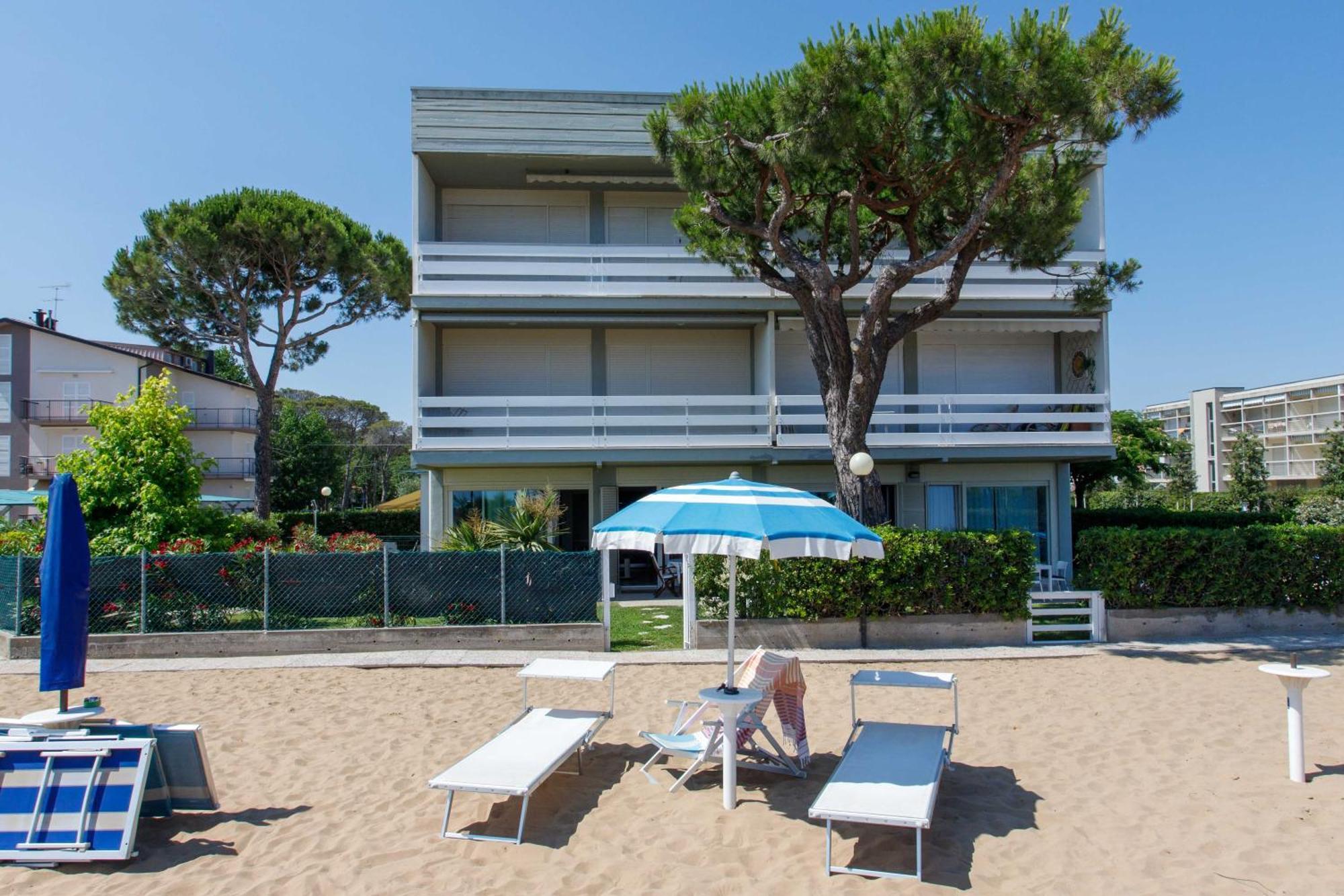 Beach & Relax Lido di Jesolo Bagian luar foto